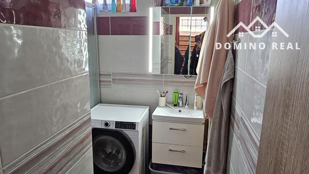 Veľký 6-izbový rodinný dom pri hrádzi v Dunajskej Lužnej