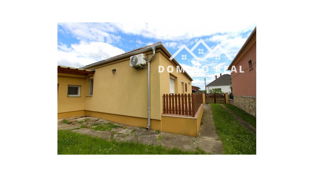 TOP!!! ZREKONŠTRUOVANÝ RD S VEĽKÝM POZEMKOM 939m2