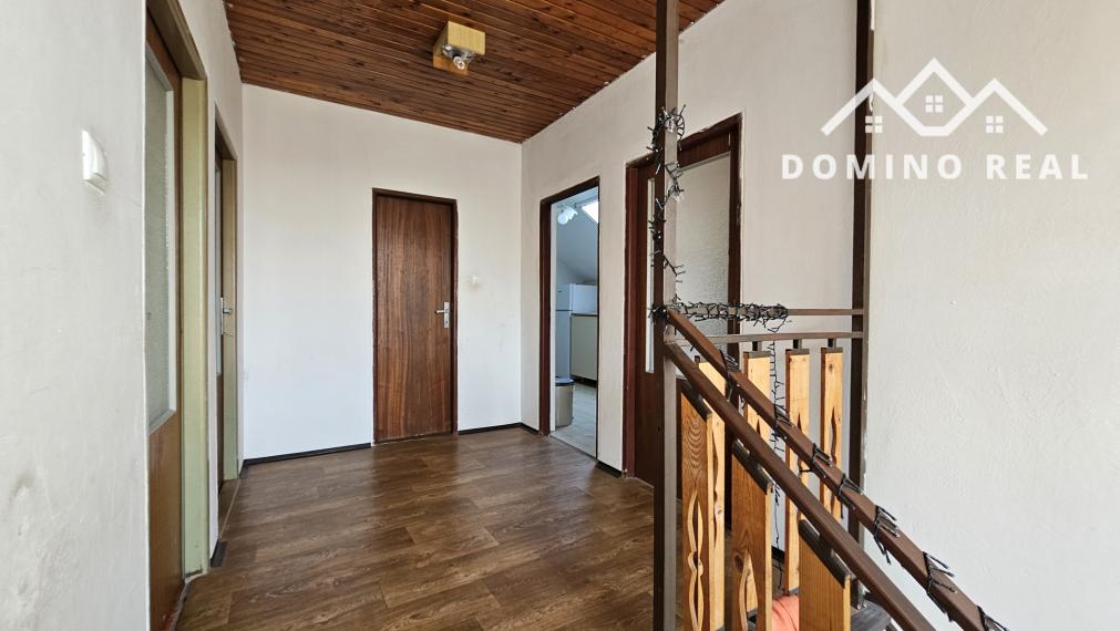 Veľký 6-izbový rodinný dom pri hrádzi v Dunajskej Lužnej