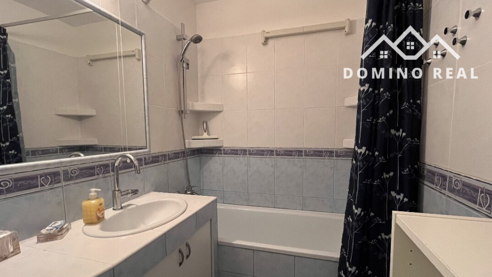 slnečný, kompletne zariadený a zrekonštruovaný byt