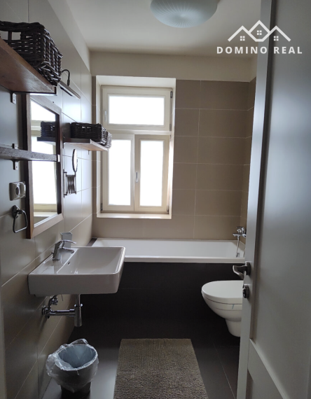 kompletne zrekonštruovaný a zariadený 2-izbový byt