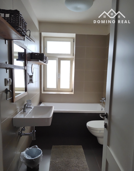 kompletne zrekonštruovaný a zariadený 2-izbový byt