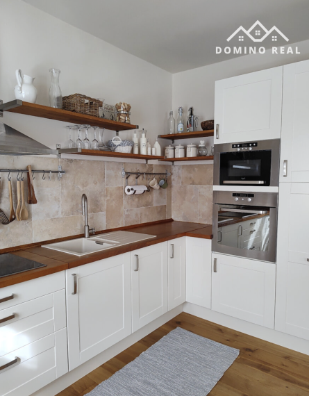 kompletne zrekonštruovaný a zariadený 2-izbový byt