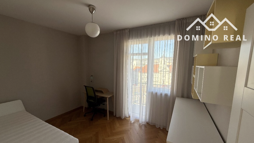 slnečný a elefantný 3 izbový byt v centre