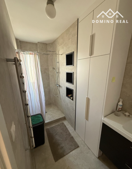 slnečný a elefantný 3 izbový byt v centre