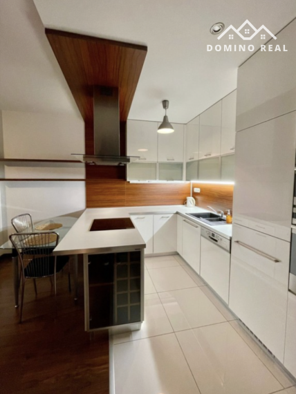 ihneď voľný 2-izbový byt s garážovým státím