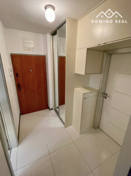 ihneď voľný 2-izbový byt s garážovým státím