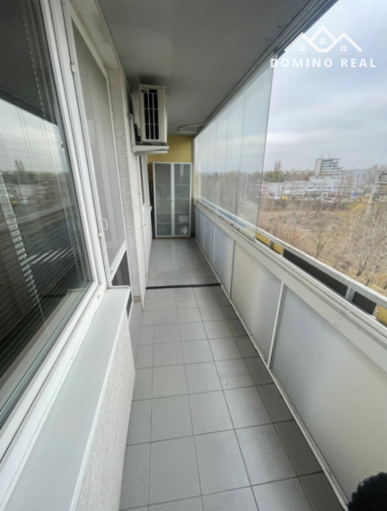 ihneď voľný 2-izbový byt s garážovým státím