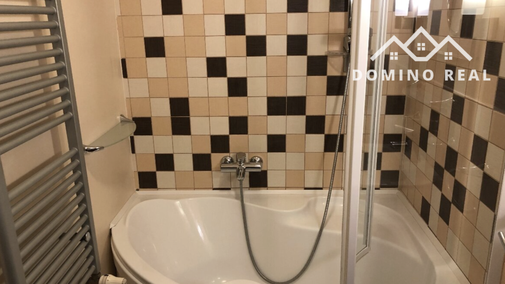 priestranný 4-izbový byt v rodinnej lokalite