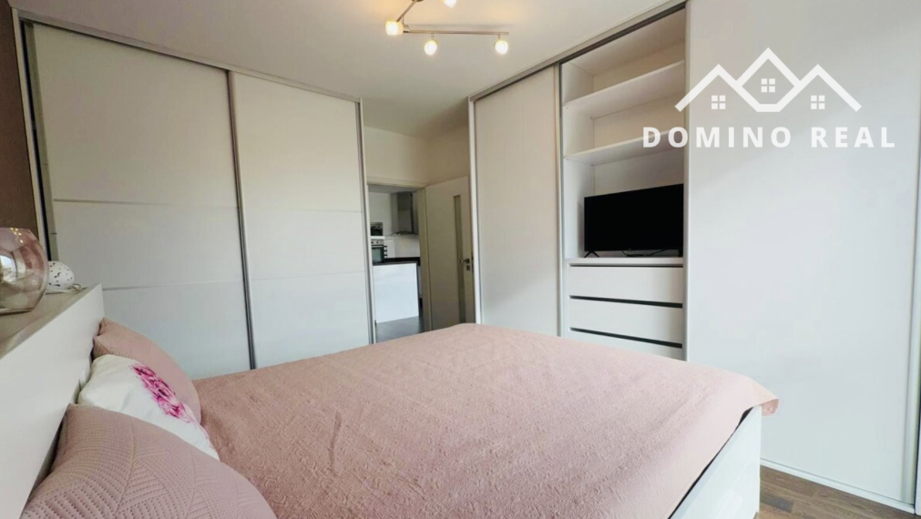 svetlý byt v Pezinku s terasou