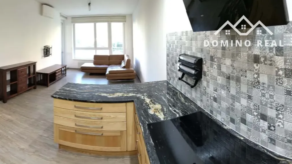 3-izbový byt s loggiou v Starom meste