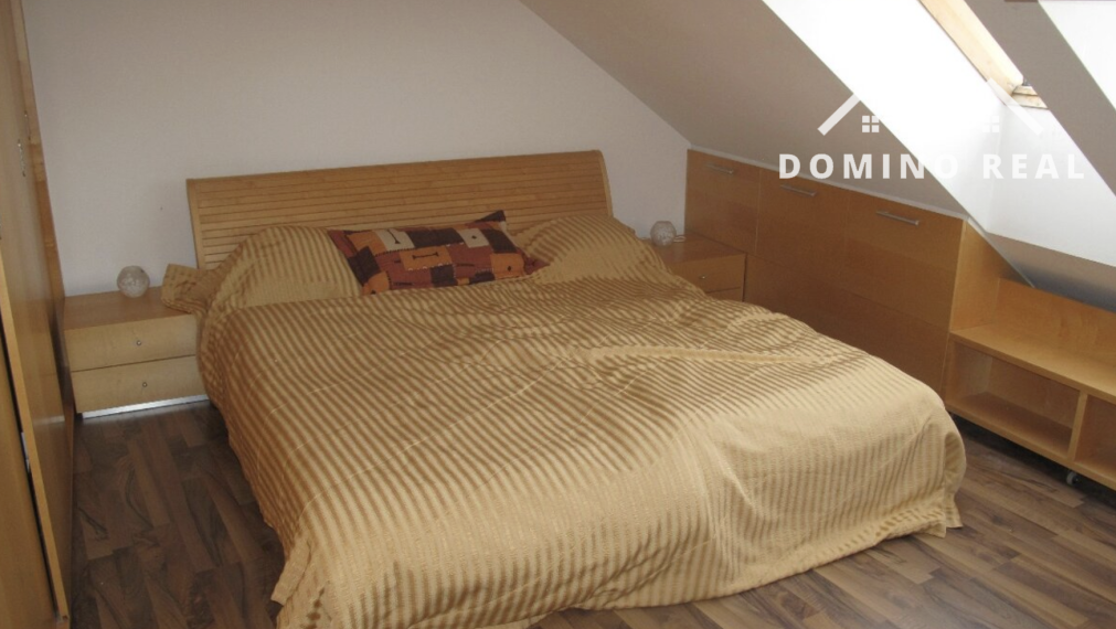 podkrovný 2-izbový byt na prenájom