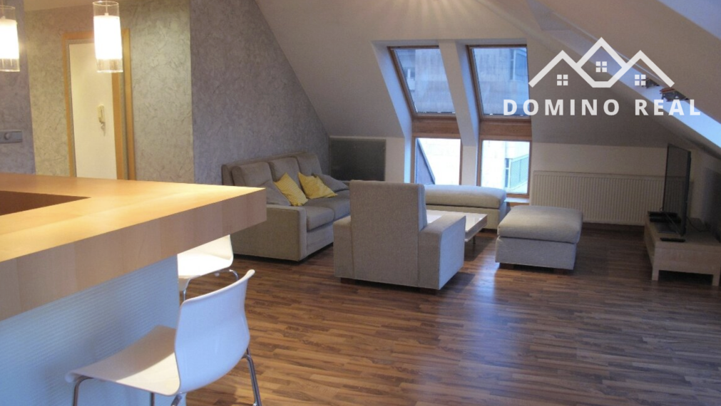 podkrovný 2-izbový byt na prenájom