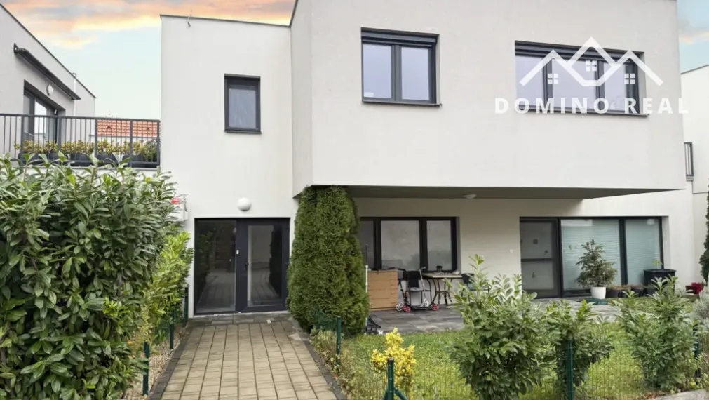 3-izbový byt s garážovými státiami