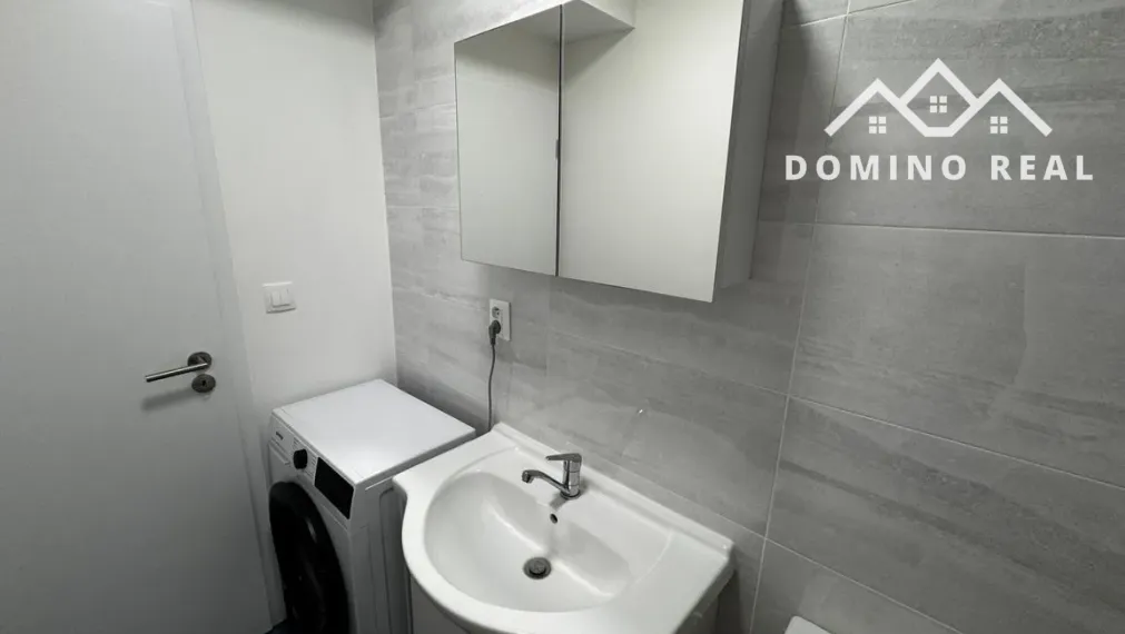 priestranný zariadený 3-izbový byt s terasou