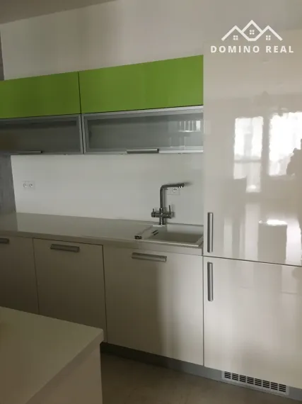 2-izbový moderný byt v komplexe na Hrachovej ulici