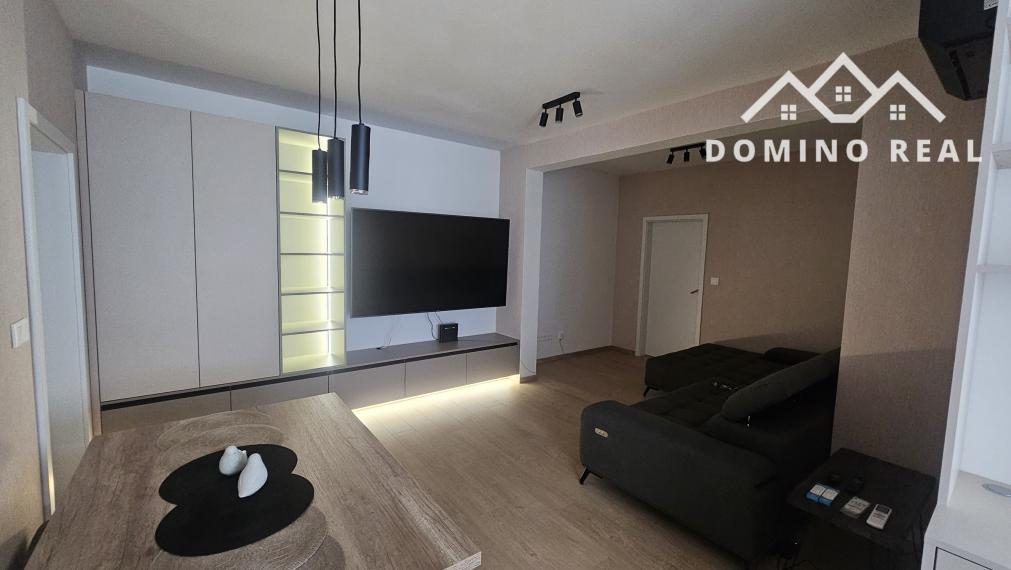 Ešte neobývaný, krásny, úplne zariadený byt s veľkou terasou