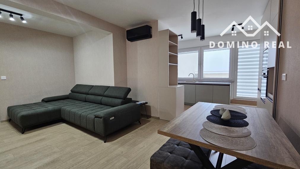 Ešte neobývaný, krásny, úplne zariadený byt s veľkou terasou