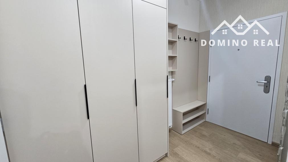 Ešte neobývaný, krásny, úplne zariadený byt s veľkou terasou