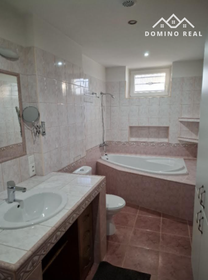 priestranný 2-izbový byt s loggiou na prenájom