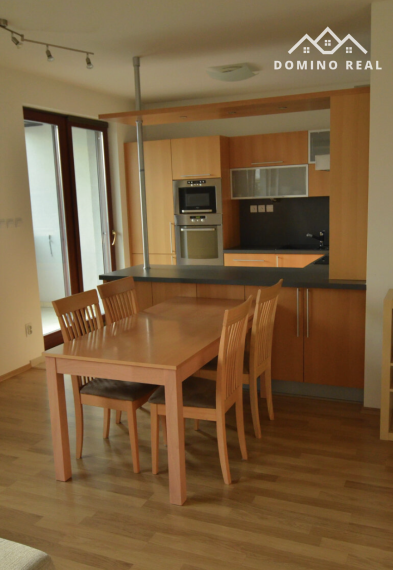 prenájom priestranného 3-izbového bytu v obľúbenej časti