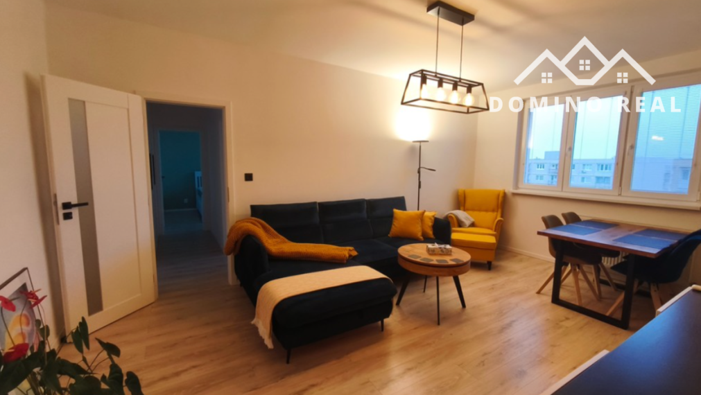 3-izbový byt s balkónom a loggiou v Ružinove na prenájom