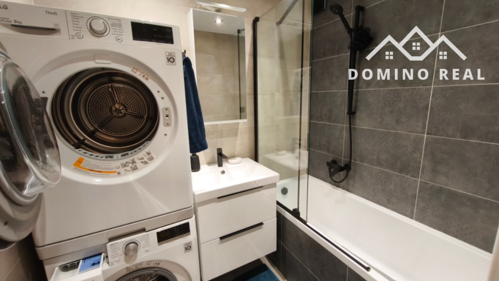 3-izbový byt s balkónom a loggiou v Ružinove na prenájom