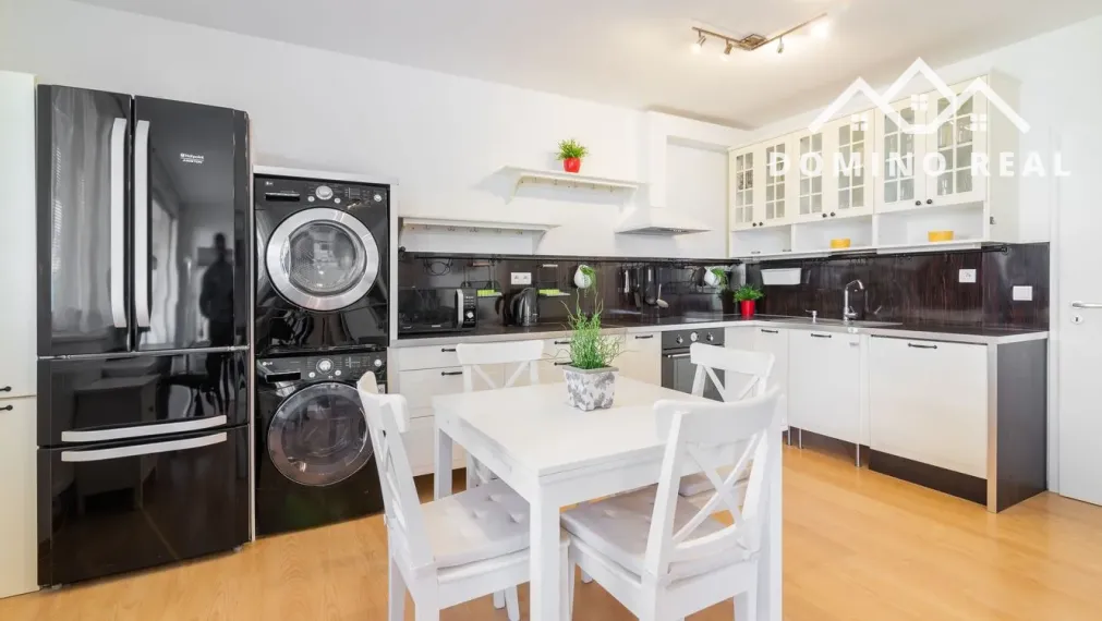 3-izbový byt na prenájom s predzáhradkou a terasou