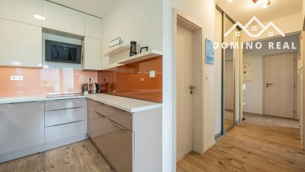 prenájom svetlého a útulného 3-izbového bytu v Mamapapa