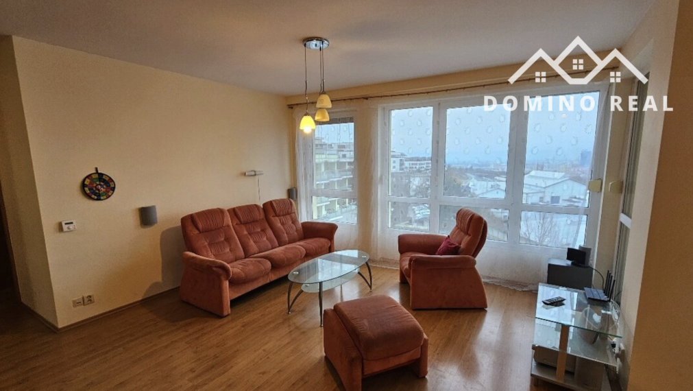 prenájom 4 izbového bytu s terasou a parkovaním