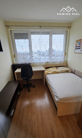 prenájom 4 izbového bytu s terasou a parkovaním