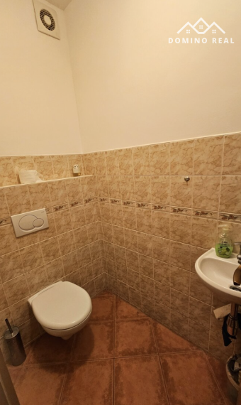 prenájom 4 izbového bytu s terasou a parkovaním