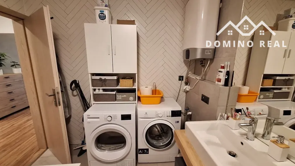 zariadený 2-izbový byt na prenájom s parkovaním