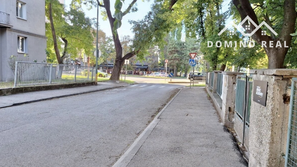 garážové státie v podzemnej garáži na predaj