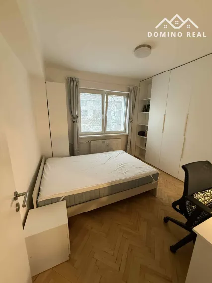 pekný 4 izbový byt v Starom Meste na prenájom