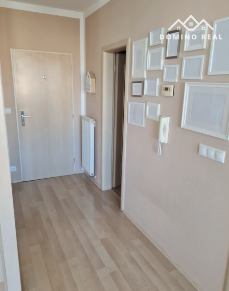 priestranný 2-izbový byt na prenájom