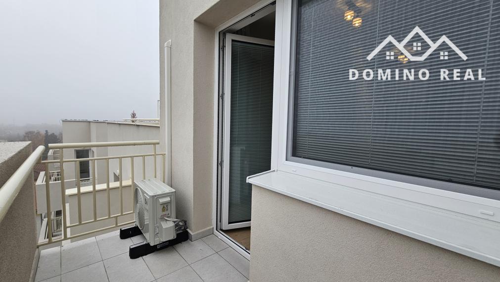 Ešte neobývaný, krásny, úplne zariadený byt s veľkou terasou