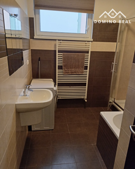 3-izbový byt na prenájom s garážovým státím