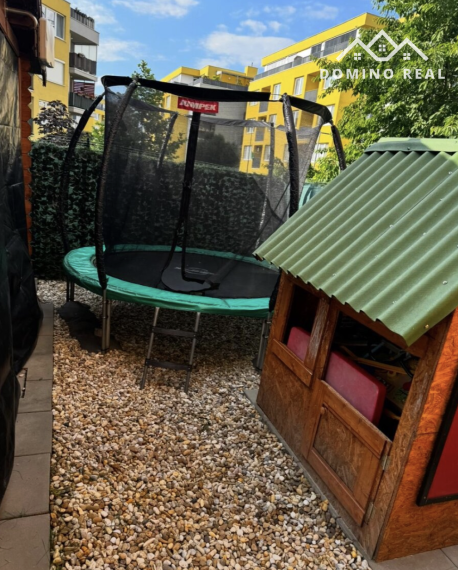 prenájom 3-izbového bytu s predzáhradkou a parkovaním