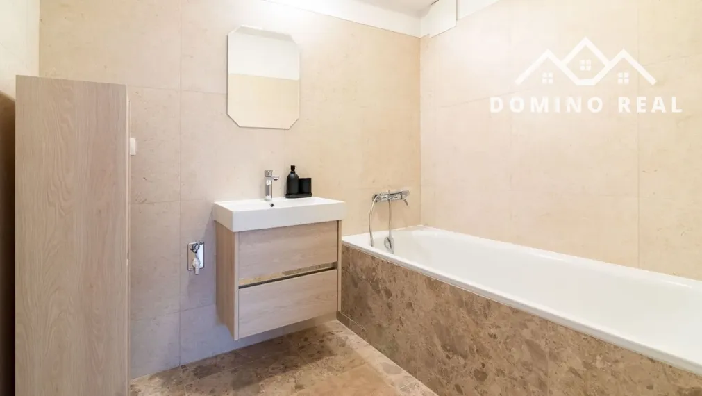 3-izbový byt na prenájom s predzáhradkou a terasou