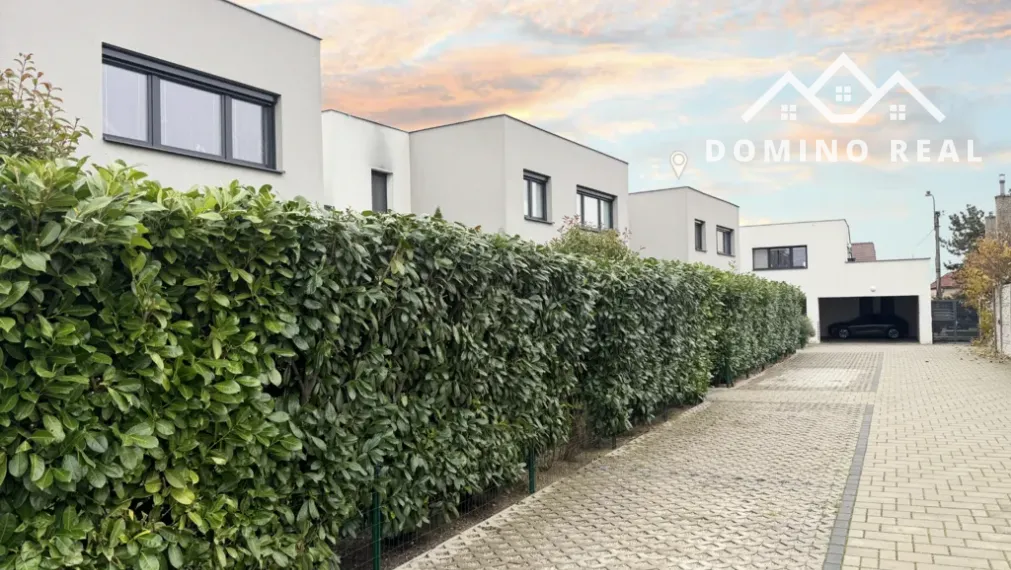 3-izbový byt s garážovými státiami