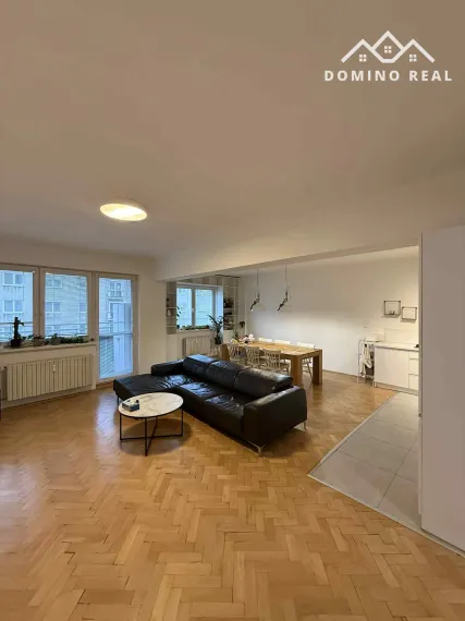 pekný 4 izbový byt v Starom Meste na prenájom