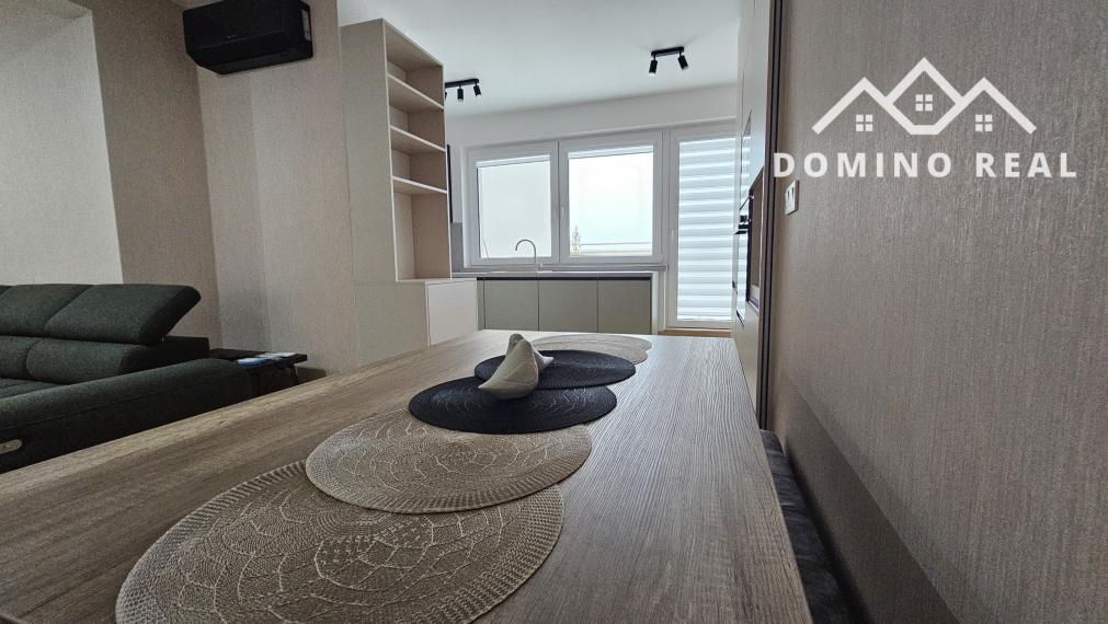 Ešte neobývaný, krásny, úplne zariadený byt s veľkou terasou