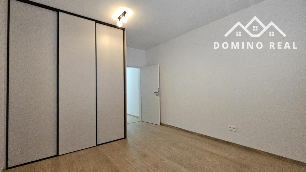 Ešte neobývaný, krásny, úplne zariadený byt s veľkou terasou