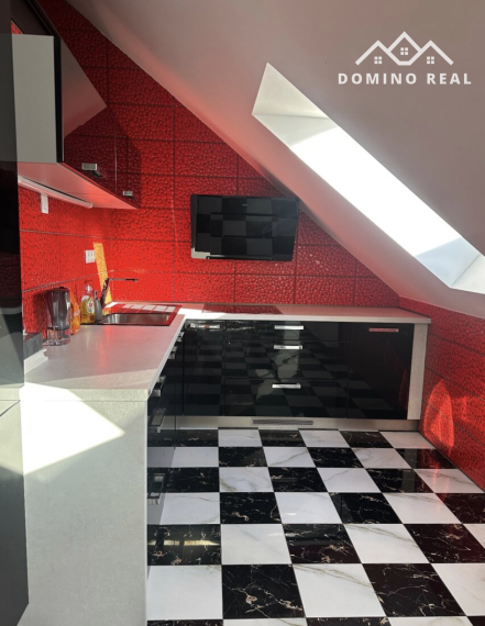 priestranny mezonetový byt v centre