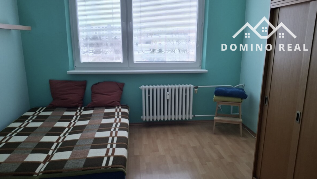 prenájom 4-izbového bytu s 3 nepriechodnými izbami