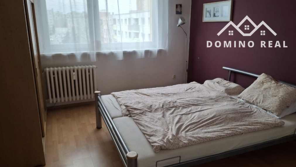 prenájom 4-izbového bytu s 3 nepriechodnými izbami