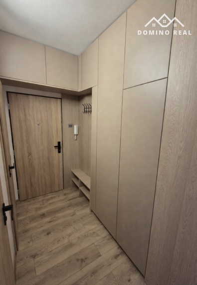 prenájom moderného 1-izbového bytu v blízkosti centra