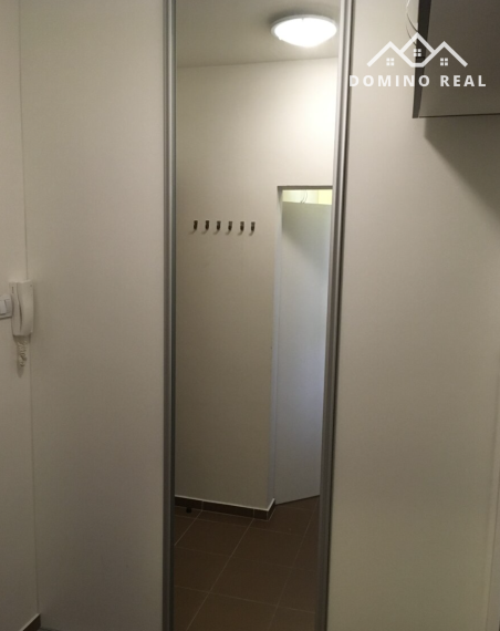 prenájom slnečného bytu s parkovacím miestom