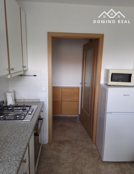 prenájom 2-izbového bytu s parkovacím miestom v centre